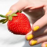 Tratament enzimatic pentru cuticule uscate: papaină vs. bromelaină