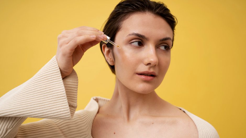 Cum alegi cel mai bun serum anti-îmbătrânire pentru tenul tău
