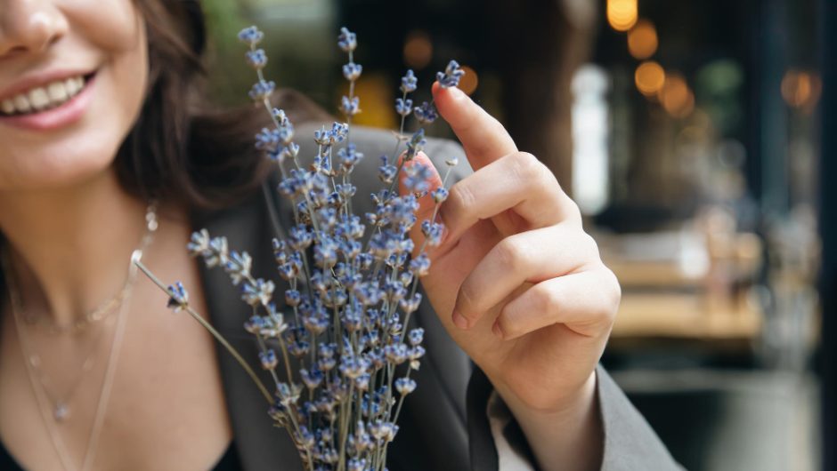 Lavanda: beneficii pentru relaxare și sănătatea pielii