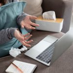 7 trucuri pentru a-ți menține casa curată cu un program încărcat