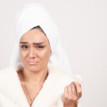 Tenul cu aspect congestionat nu răspunde întotdeauna bine la curățare intensă